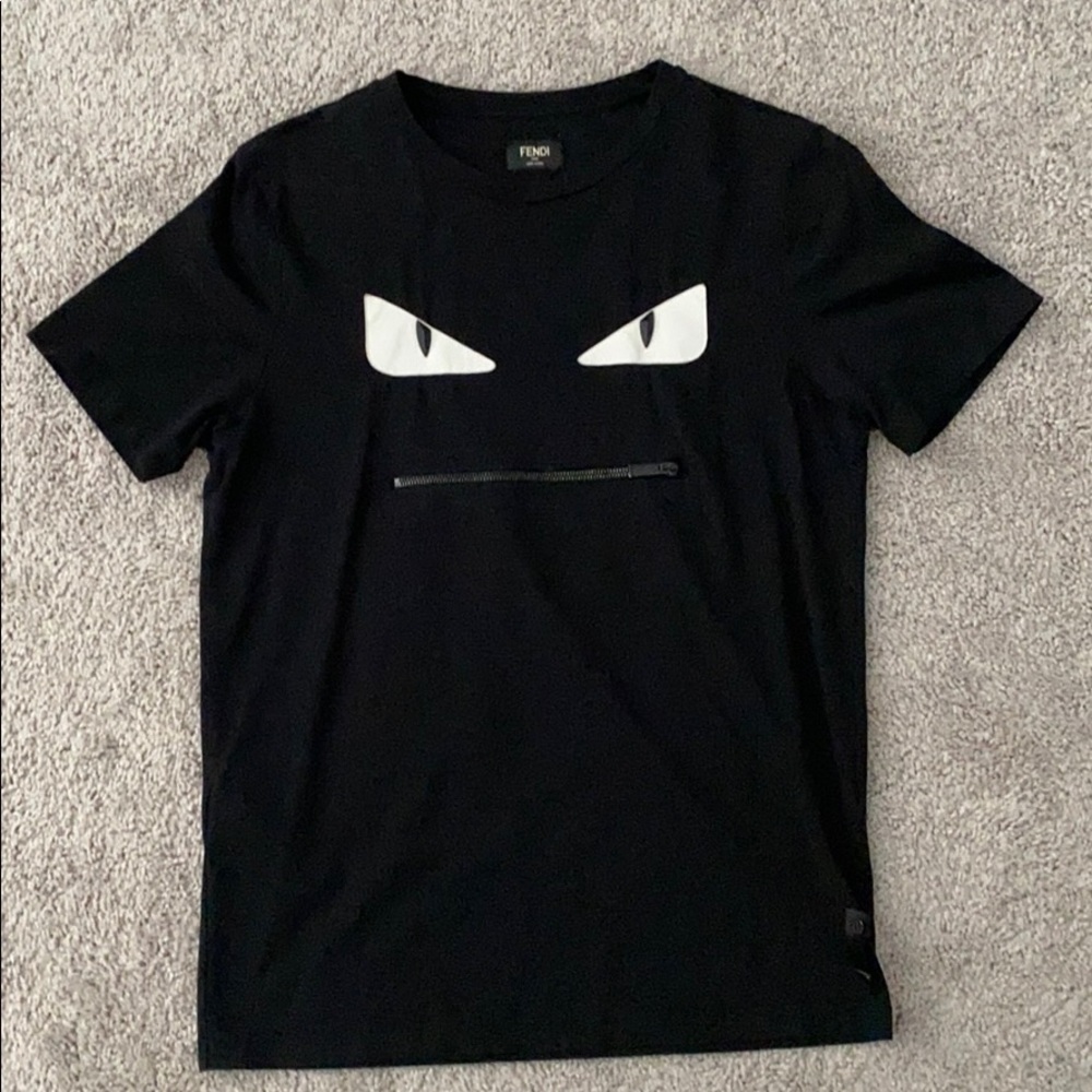 FENDI
Black Bag Bugs Zip Mouth T-Shirt